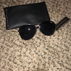 Quay sun glasses style “high key” new w/ tags